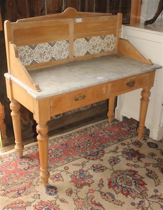 Victorian pine sideboard & pine washstand with marble top(-)